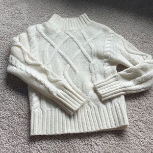 GAP sweater